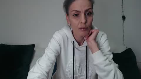 Snapshot of hornygirllx chatting on 26, 12, 2024 AshlineKatte online show from 26, 12, 2024