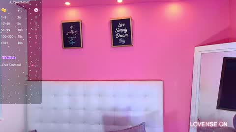 Snapshot of hornyhousekeeper_ chatting on 15, 12, 2024 Valentina online show from 15, 12, 2024