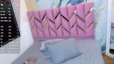 Snapshot of hornyhousekeeper_ chatting on 24, 9, 2025 Valentina online show from 24, 9, 2025