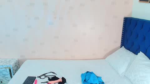 Snapshot of hornylatimommy chatting on 3, 3, 2025 Natasha online show from 3, 3, 2025