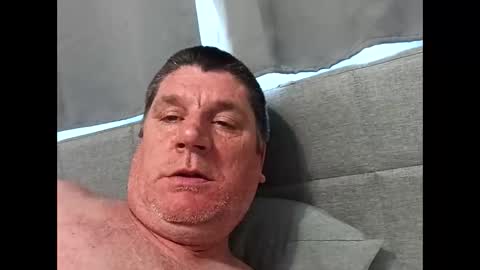 Snapshot of hornyman6942842 chatting on 17, 12, 2025 hornyman6942842 online show from 17, 12, 2025