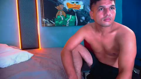 Snapshot of hornyshow1 chatting on 8, 5, 2026 hornyshow1 online show from 8, 5, 2026