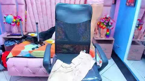 Snapshot of hornyskinny26 chatting on 15, 2, 2026 hornyskinny26 online show from 15, 2, 2026