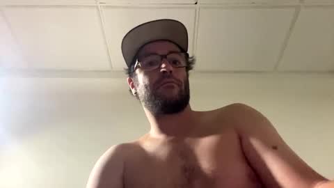 Snapshot of hornytony8 chatting on 16, 11, 2025 HornyTony online show from 16, 11, 2025