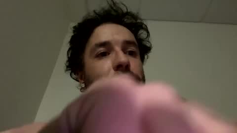 Snapshot of hornytony8 chatting on 18, 12, 2025 HornyTony online show from 18, 12, 2025