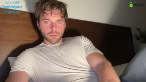 Snapshot of hot8pack01 chatting on 27, 7, 2026 Edward aka Wolf online show from 27, 7, 2026