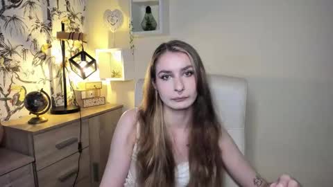 NINA online show from 13, 11, 2025