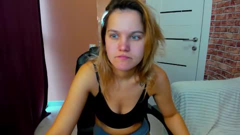 Jessica  online show from 3, 10, 2025