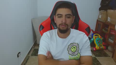 Snapshot of hot__husbands chatting on 16, 11, 2025 hot__husbands online show from 16, 11, 2025