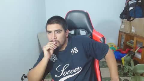 Snapshot of hot__husbands chatting on 28, 11, 2025 hot__husbands online show from 28, 11, 2025