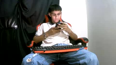 Snapshot of hot__mechanic chatting on 5, 7, 2026 hot__mechanic online show from 5, 7, 2026