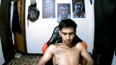 Snapshot of hot__mechanic chatting on 17, 7, 2026 hot__mechanic online show from 17, 7, 2026
