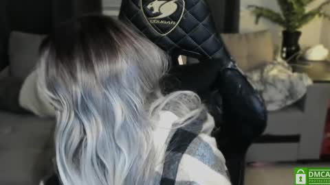 Snapshot of hot_babayaga chatting on 2, 12, 2024 online show from 2, 12, 2024