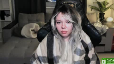 Snapshot of hot_babayaga chatting on 2, 12, 2024 online show from 2, 12, 2024