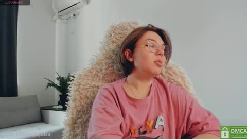 Snapshot of hot_babayaga chatting on 25, 2, 2025 online show from 25, 2, 2025