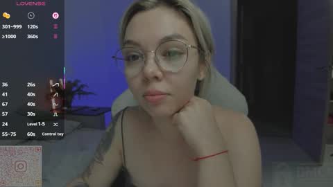 Snapshot of hot_babayaga chatting on 20, 9, 2025 online show from 20, 9, 2025