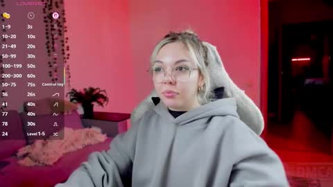 Snapshot of hot_babayaga chatting on 20, 10, 2025 online show from 20, 10, 2025