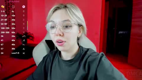 Snapshot of hot_babayaga chatting on 21, 10, 2025 online show from 21, 10, 2025