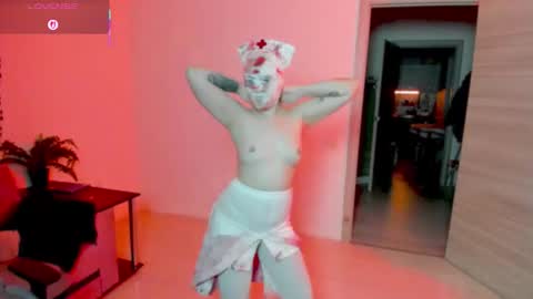 Snapshot of hot_babayaga chatting on 31, 10, 2025 online show from 31, 10, 2025