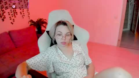 Snapshot of hot_babayaga chatting on 4, 11, 2025 online show from 4, 11, 2025