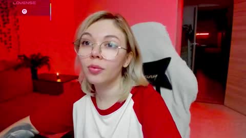 Snapshot of hot_babayaga chatting on 9, 11, 2025 online show from 9, 11, 2025