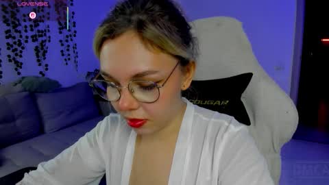 Snapshot of hot_babayaga chatting on 13, 11, 2025 online show from 13, 11, 2025