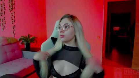 Snapshot of hot_babayaga chatting on 1, 12, 2025 online show from 1, 12, 2025