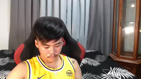 hot_emmanuel online show from 7, 10, 2025