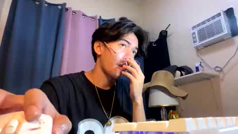 Snapshot of hot_kianxx chatting on 11, 5, 2026 hot_kianxx online show from 11, 5, 2026