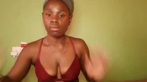 hot_latifah online show from 4, 11, 2025