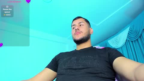 Snapshot of hot_latino_boy_ chatting on 4, 11, 2025 Alejandro online show from 4, 11, 2025