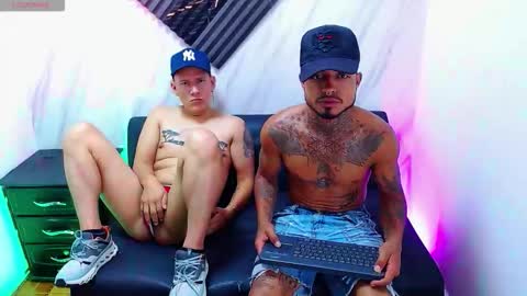 Snapshot of hot_latino_x chatting on 29, 11, 2025 SEXY COUPLE online show from 29, 11, 2025