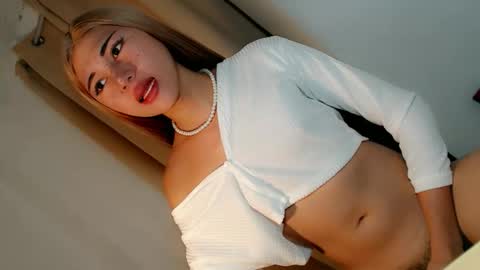 hot_little_angel18 online show from 24, 5, 2026