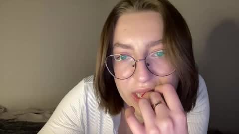 Lina online show from 6, 12, 2024