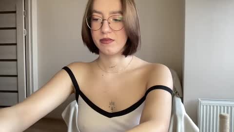 Lina online show from 9, 12, 2024