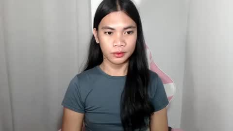 hot_pauline online show from 4, 4, 2026