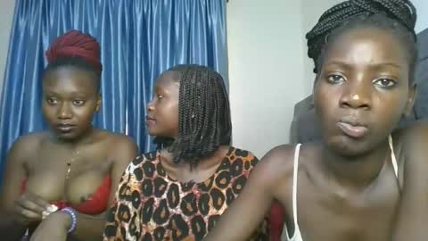 Hot petite online show from 19, 12, 2025