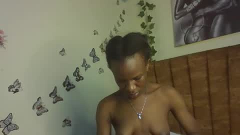 hot petite100 online show from 1, 12, 2025