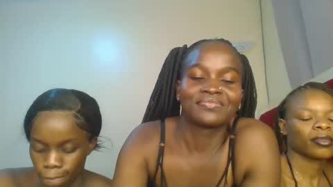 Snapshot of hot_petite12 chatting on 6, 7, 2026 Petite online show from 6, 7, 2026