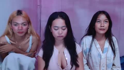 hot_pinayyy online show from 27, 4, 2026