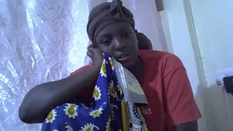 RAYLAH online show from 6, 2, 2026