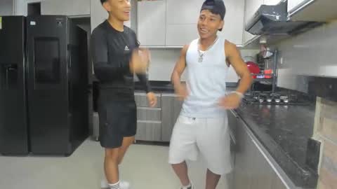 Snapshot of hot_sexmature chatting on 10, 10, 2025 Vanesa Oliver and Andrew online show from 10, 10, 2025