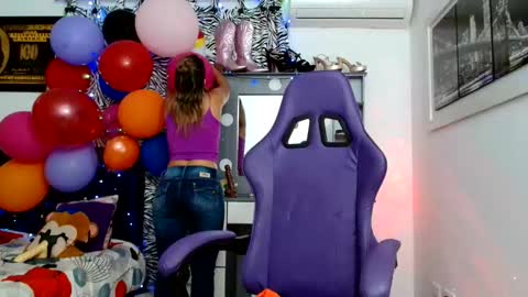 Snapshot of hot_sexy_bunny chatting on 2, 6, 2026 hot sexy bunny online show from 2, 6, 2026