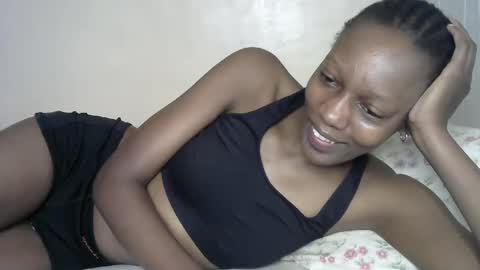Snapshot of hot_slimcutie chatting on 10, 3, 2025 slimcute online show from 10, 3, 2025