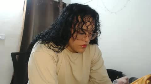 Snapshot of hotandpower10 chatting on 6, 12, 2024 Hot and PowerHOPE U MISS ME online show from 6, 12, 2024