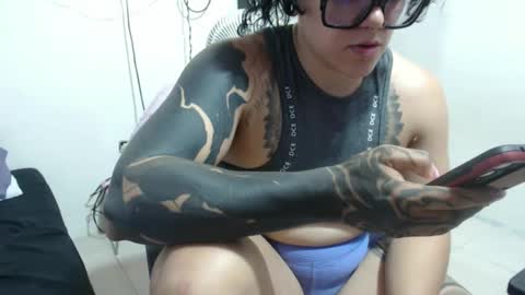 Snapshot of hotandpower10 chatting on 9, 9, 2025 Hot and PowerHOPE U MISS ME online show from 9, 9, 2025