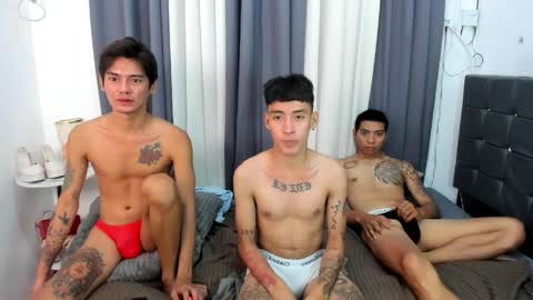 Snapshot of hotasiankenn chatting on 27, 4, 2026 Kenny online show from 27, 4, 2026