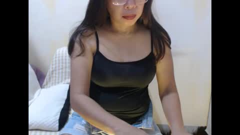 hotasianyue69 online show from 10, 1, 2026