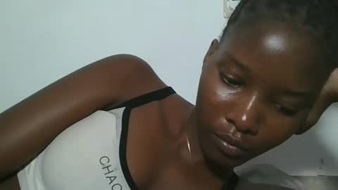 Snapshot of hotbabbee chatting on 9, 7, 2026 love online show from 9, 7, 2026