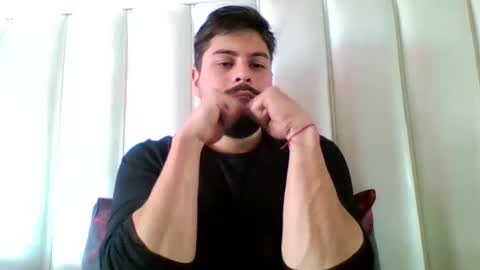 Snapshot of hotbeast00 chatting on 17, 12, 2025 hotbeast00 online show from 17, 12, 2025